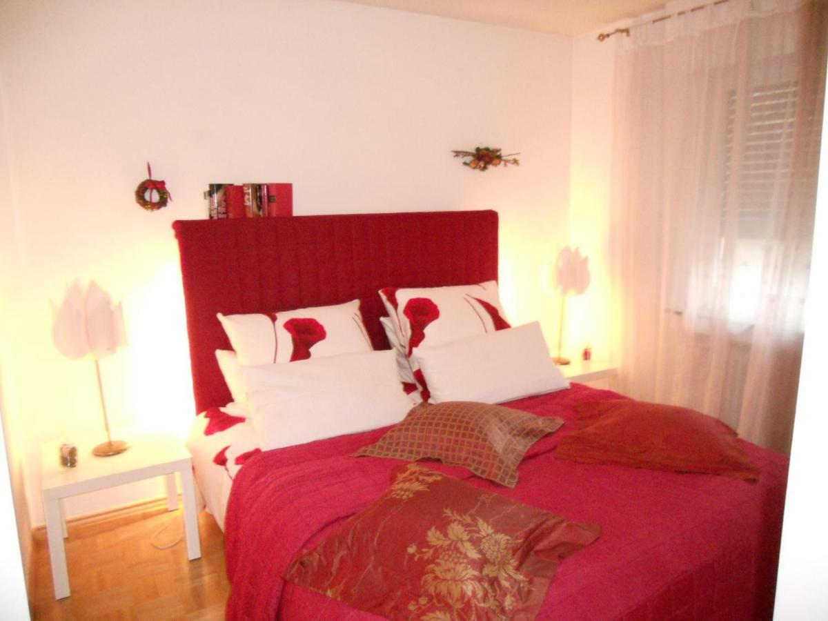 Ferienwohnung In Bonn Zewnętrze zdjęcie